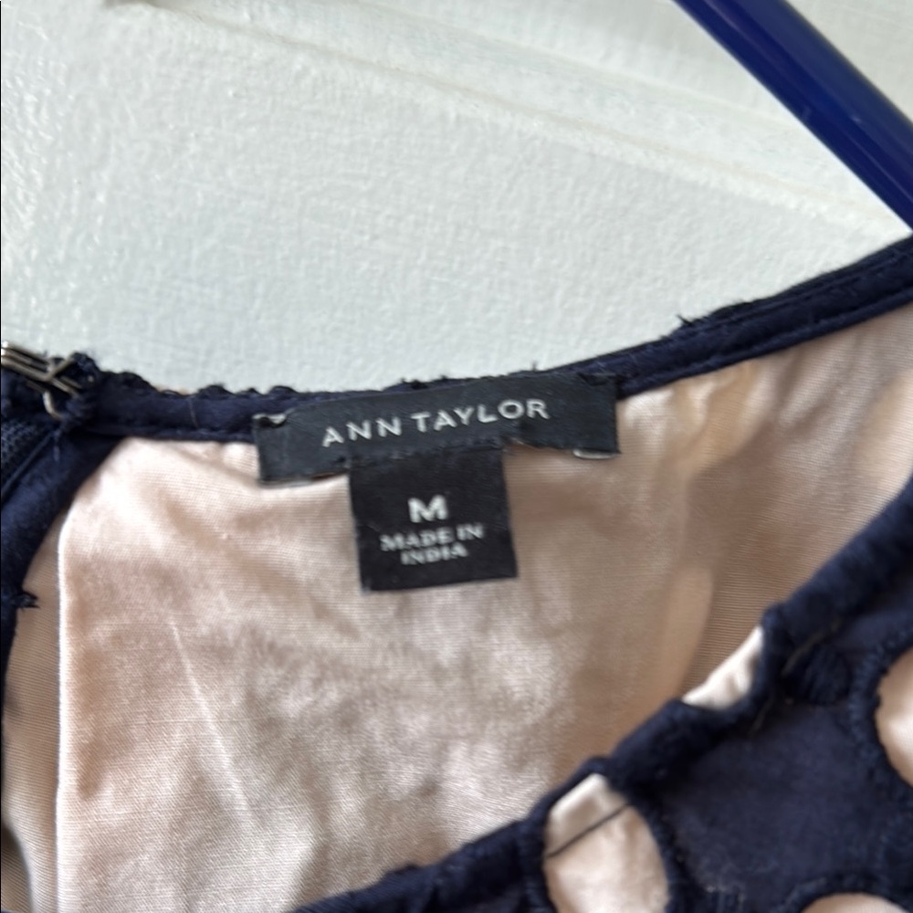 Elegant Black and Cream Women's Top - Picture 2 of 5
